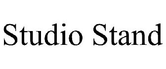 STUDIO STAND