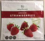 RESEALABLE POUCH M METROPOLITAN MARKET OREGON STRAWBERRIES SUPER FOR SMOOTHIES, SAUCES, AND BAKING PERFECTLY RIPE BEST FLAVOR NORTHWEST ENLARGED TO SHOW DETAIL CALORIES 50 PER 1 CUP SERVING VITAMIN C 