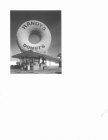 RANDY'S DONUTS L OPEN 24 HR. RANDY'S DONUTSUTS