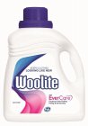 KEEPS CLOTHES LOOKING LIKE NEW WOOLITE WITH EVERCARE PROTECTS FROM FADING PILLING & STRETCHING HE LAUNDRY DETERGENT