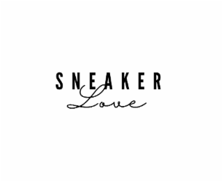 SNEAKER LOVE