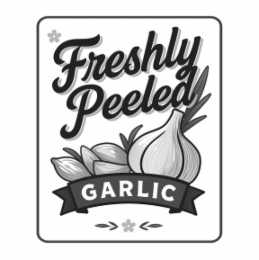 FRESHLY PEELED GARLIC